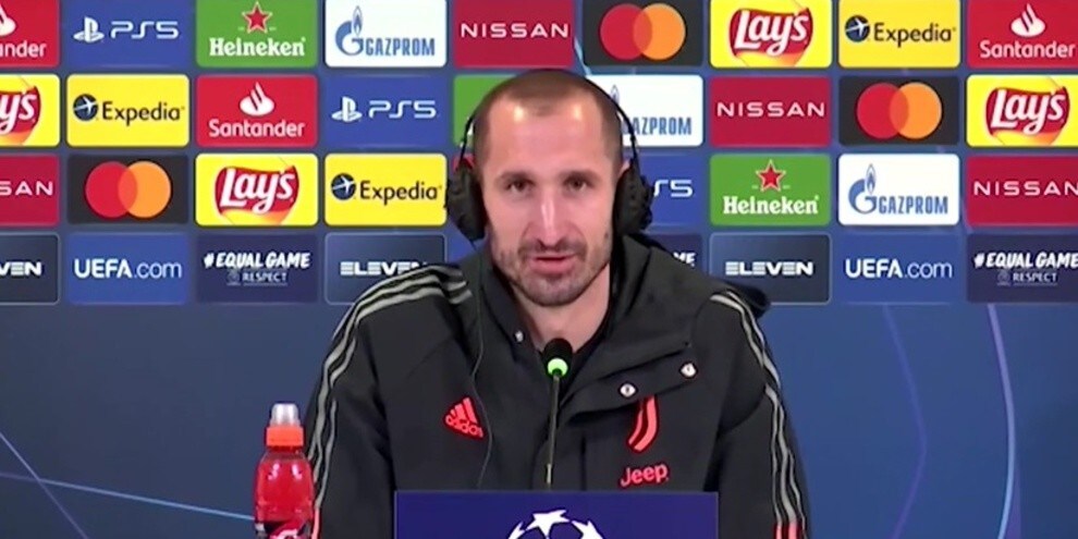 Chiellini, la scaramanzia in conferenza non evita l'infortunio...