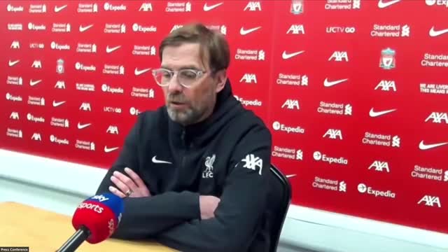 Klopp: "La top-4? Iniziamo a vincere una partita..."