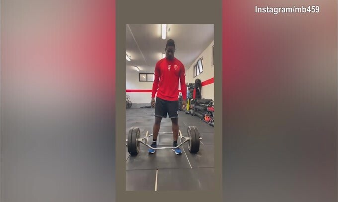 Monza, Balotelli mostra la sua forza. Il recupero procede