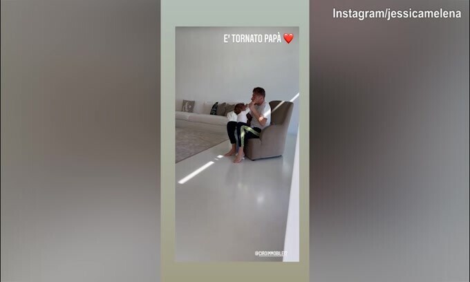 Immobile torna a casa, l'abbraccio del figlio è commovente!