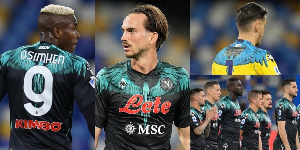 La nuova maglia del Napoli all'esordio contro l'Inter