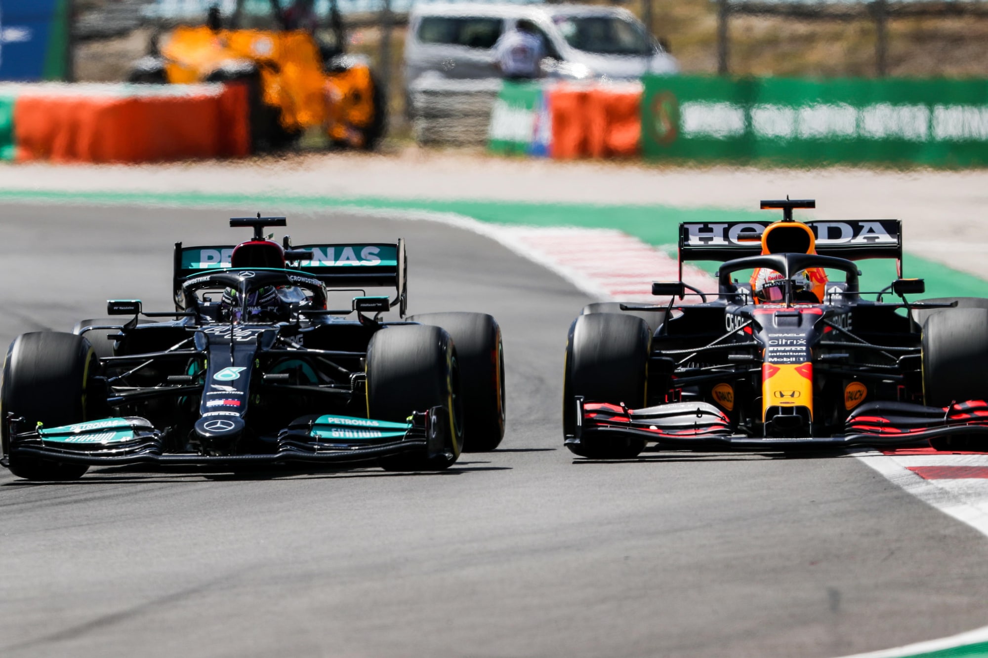 152154337 fef2e252 c931 49e7 90a4 6976db528fad - F1: Hamilton e Verstappen, poi il vuoto. Sarà lotta a due per il Mondiale 152154337 fef2e252 c931 49e7 90a4 6976db528fad - F1: Hamilton e Verstappen, poi il vuoto. Sarà lotta a due per il Mondiale
