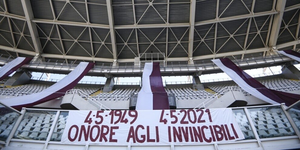 All'Olimpico Grande Torino uno striscione per gli ‘Invincibili’