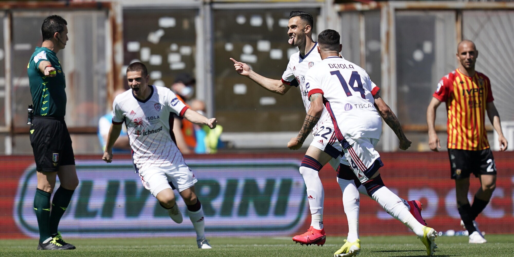 Lykogiannis show, Pavoletti e Joao Pedro: festa Cagliari! 3-1 al Benevento