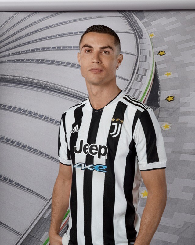 Juve, le immagini della nuova maglia per il 2021-2022