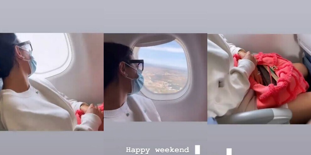 Georgina si gode la vista: viaggio in aereo e musica rilassante