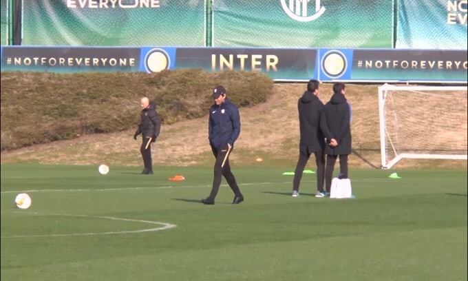 Dall'Inghilterra: "Il Tottenham vuole Conte e Paratici"
