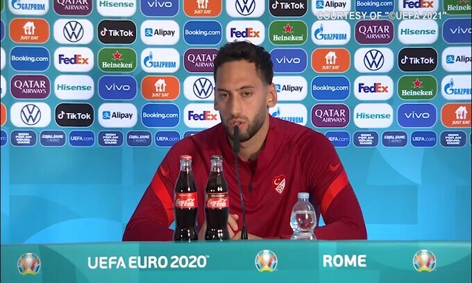 Calhanoglu: "Ho parlato con Maldini, ma ora penso all'Europeo"