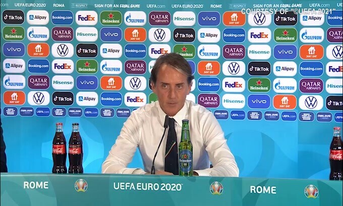 Mancini: "Complimenti? Neanche uno.."