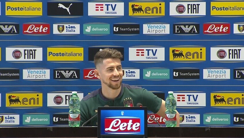 Jorginho: "De Bruyne ha un’intelligenza al di sopra del normale"