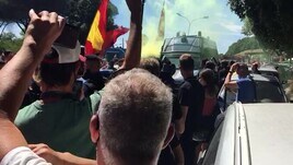 Mourinho arriva a Trigoria: entusiasmo alle stelle tra i tifosi!