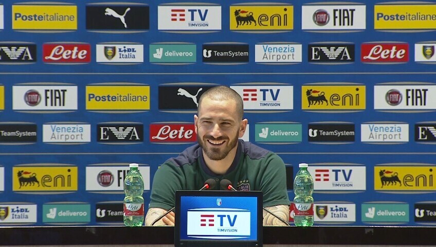 Bonucci: "Giovani contro vecchietti"