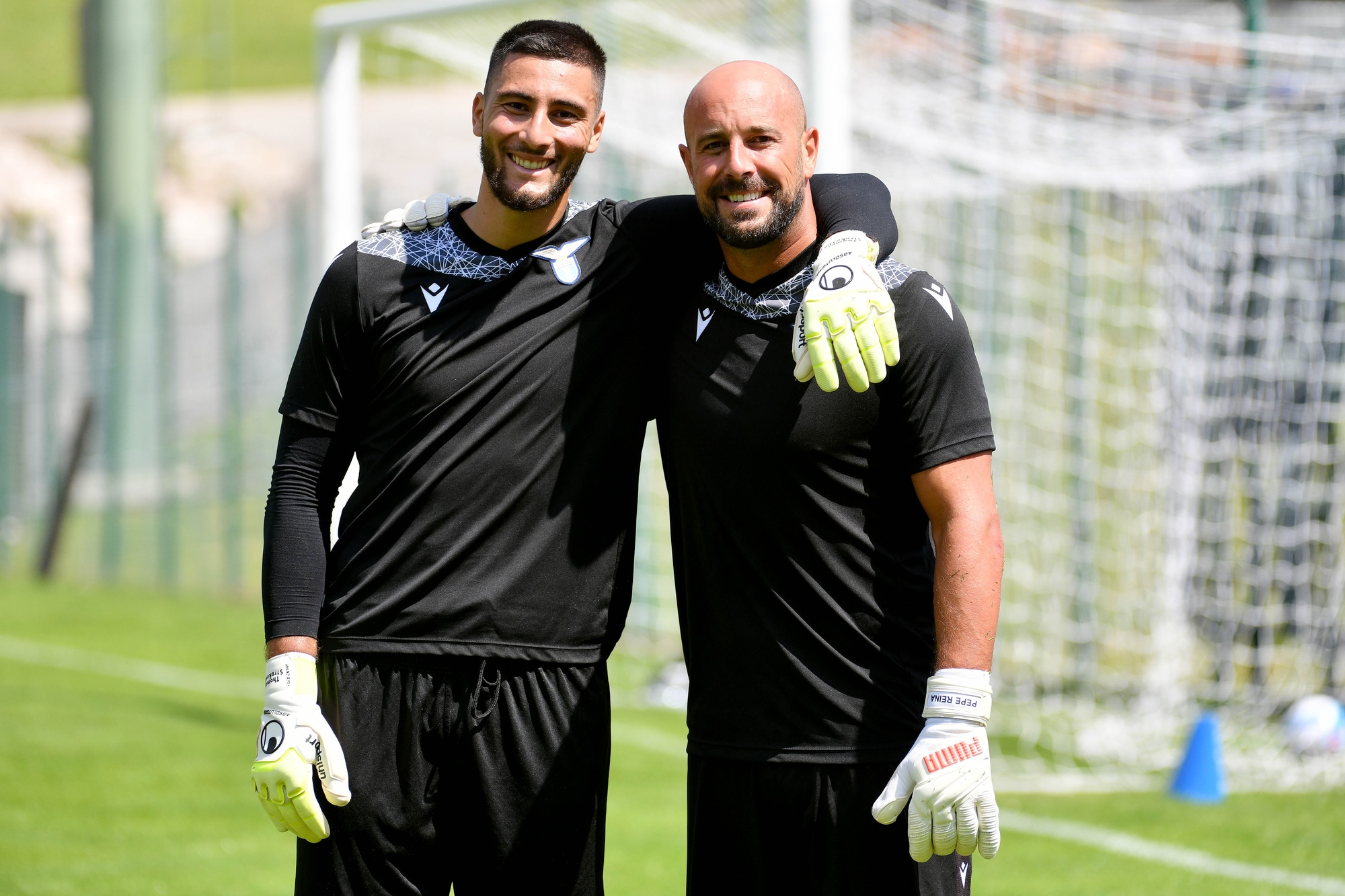 Lazio, Sarri a un bivio: Reina o Strakosha per l'Europa League?