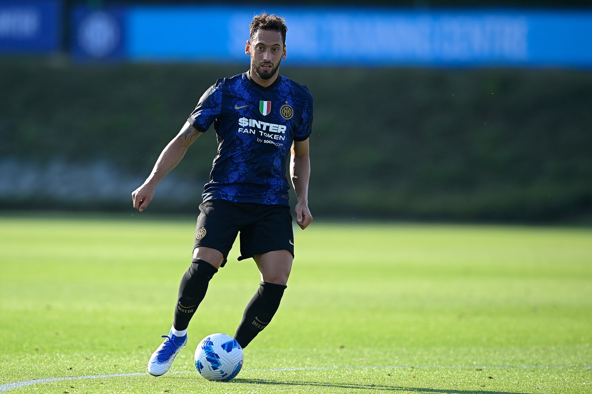 Calciomercato Inter, Calhanoglu già illumina la scena