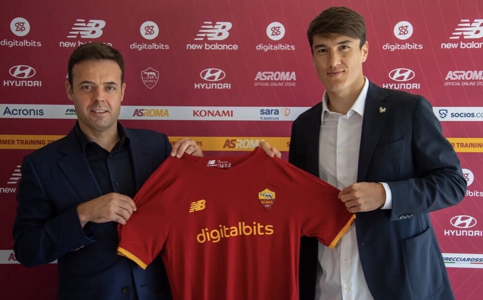 Roma, Shomurodov ha firmato: “Farò di tutto per meritare questa maglia“