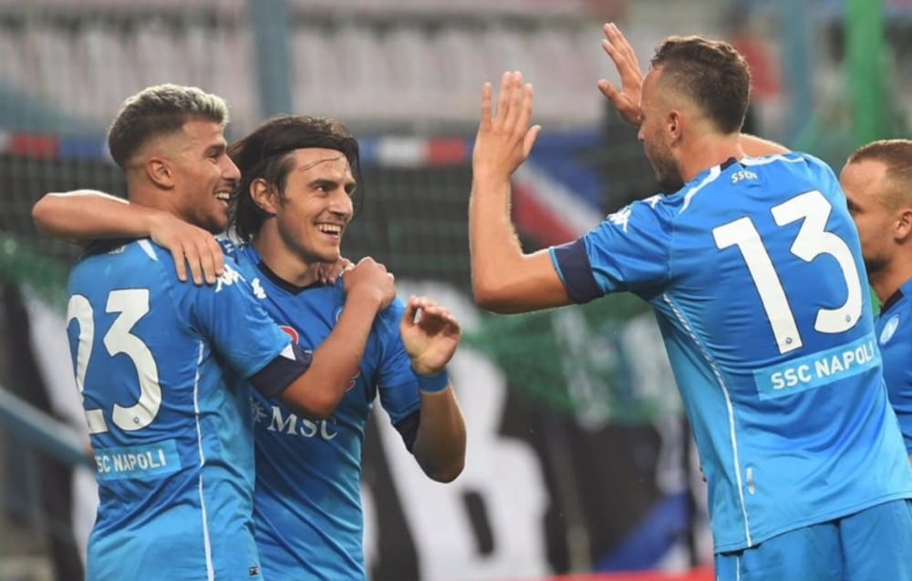 Il Napoli ribalta il Wisla Cracovia 2-1: in gol Politano e Machach