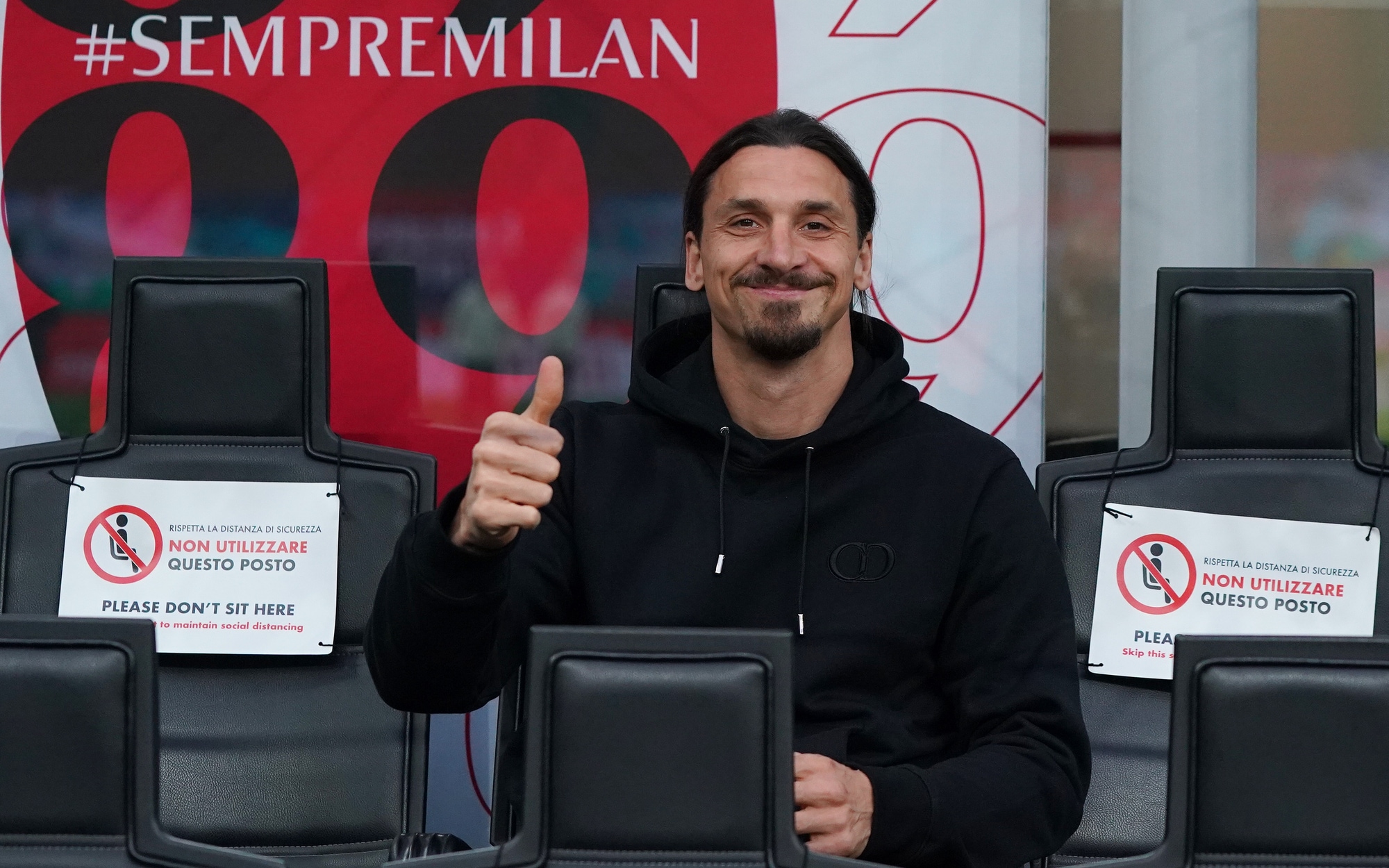 Ibrahimovic raccontato da Ashley Cole: “Ha due personalità”