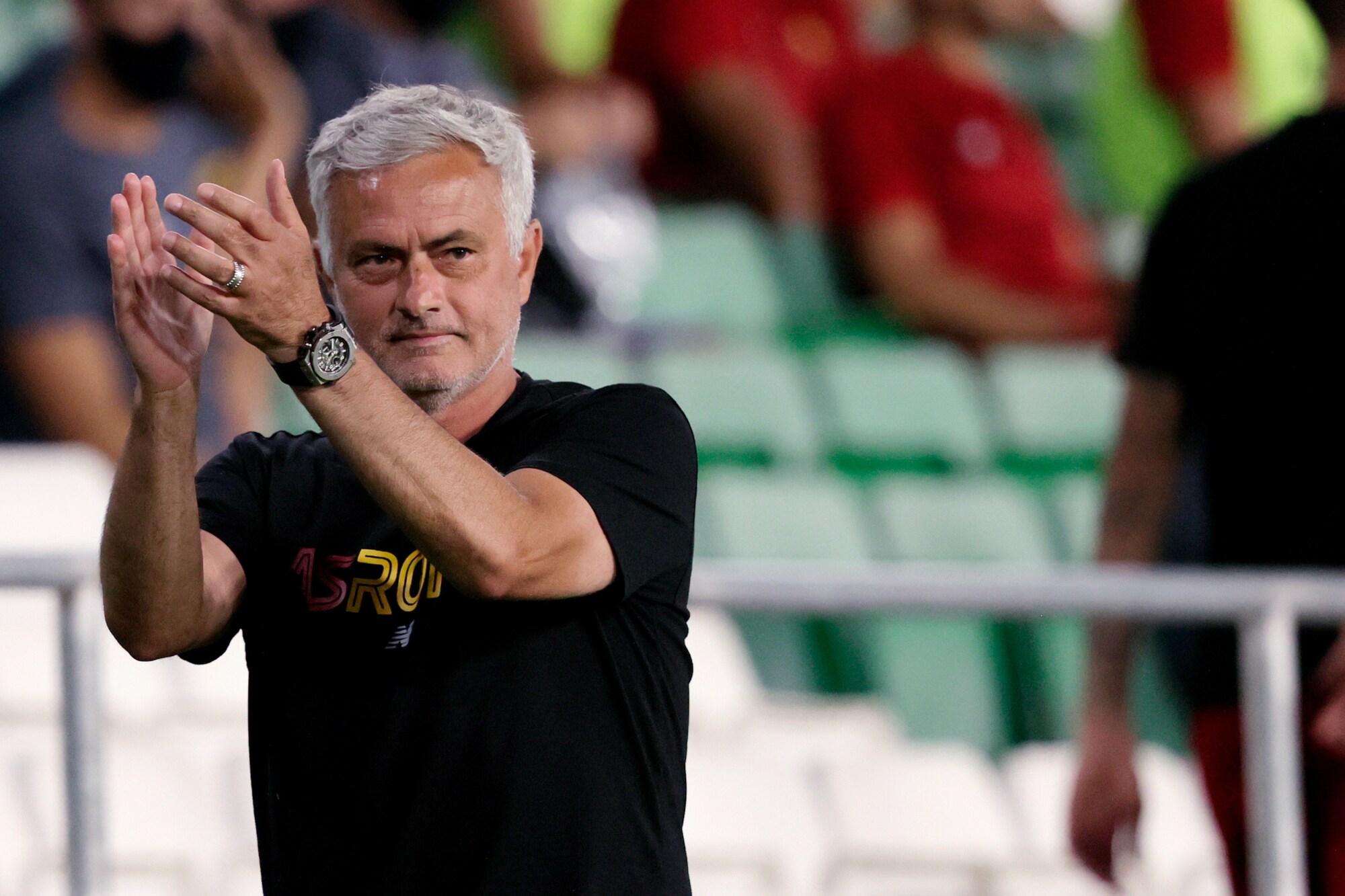 Roma, il bilancio di Mourinho sul mercato: “Sorpreso da Dzeko, felice dell’attacco”
