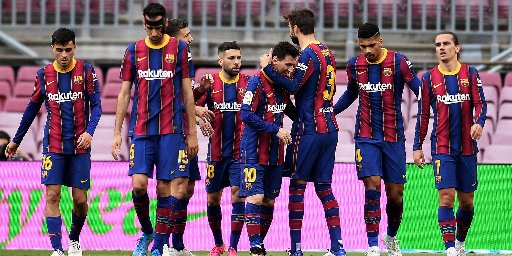Messi Saluta I Compagni Cena D addio Al Barcellona