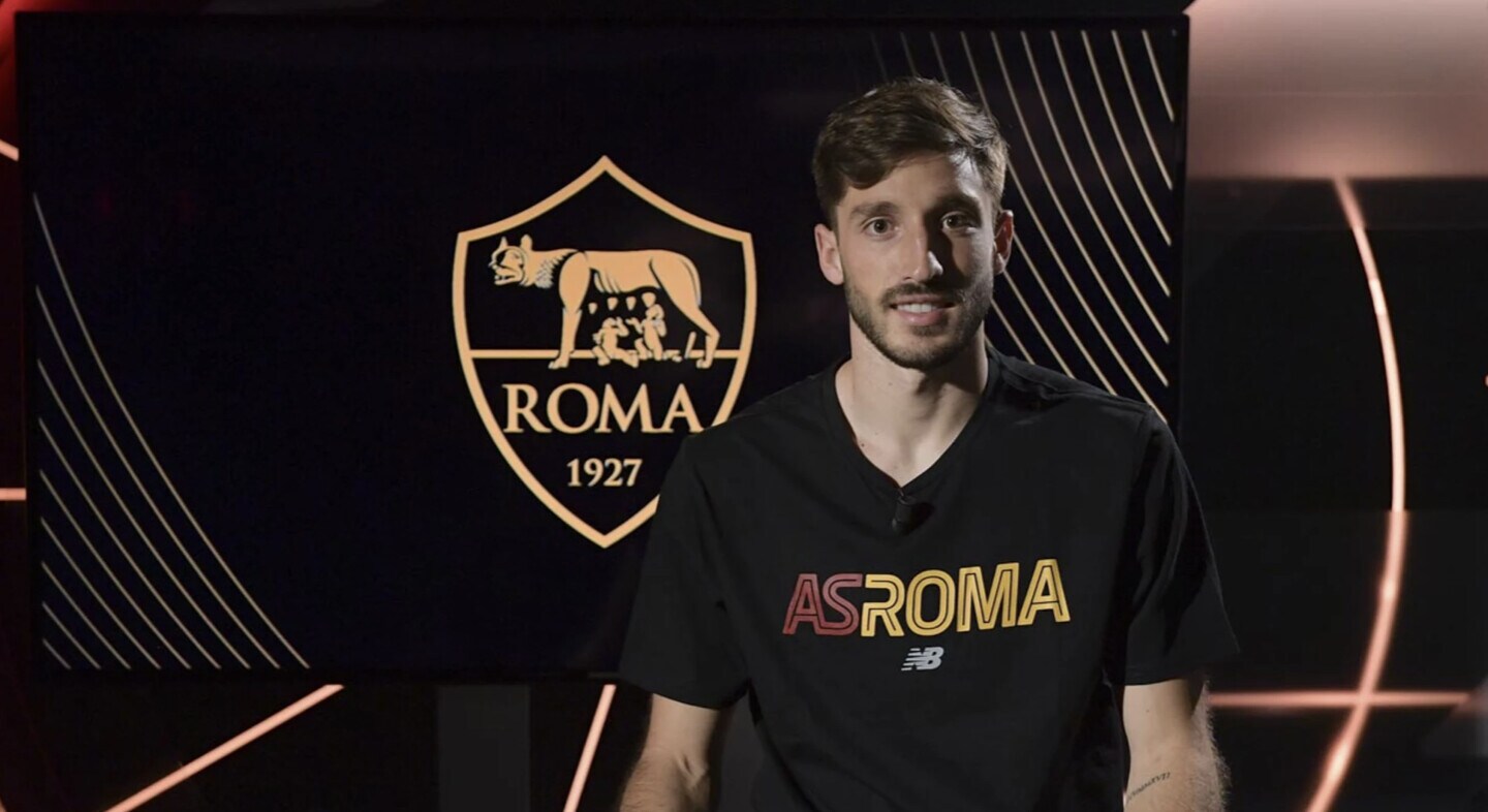 Roma, Viña: “Emozionato di lavorare con un top come Mourinho“