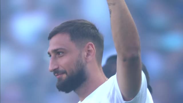 PSG, l'ovazione a Donnarumma al Parco dei Principi