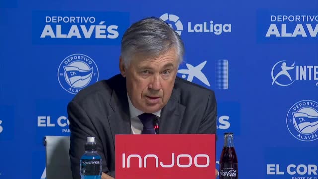 Ancelotti: "Benzema? Più che un attaccante"