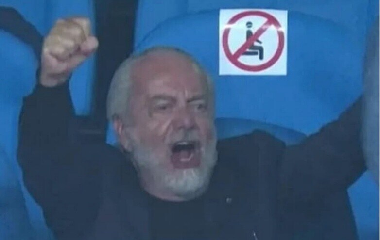 Napoli, che esultanza per De Laurentiis! La foto è subito virale