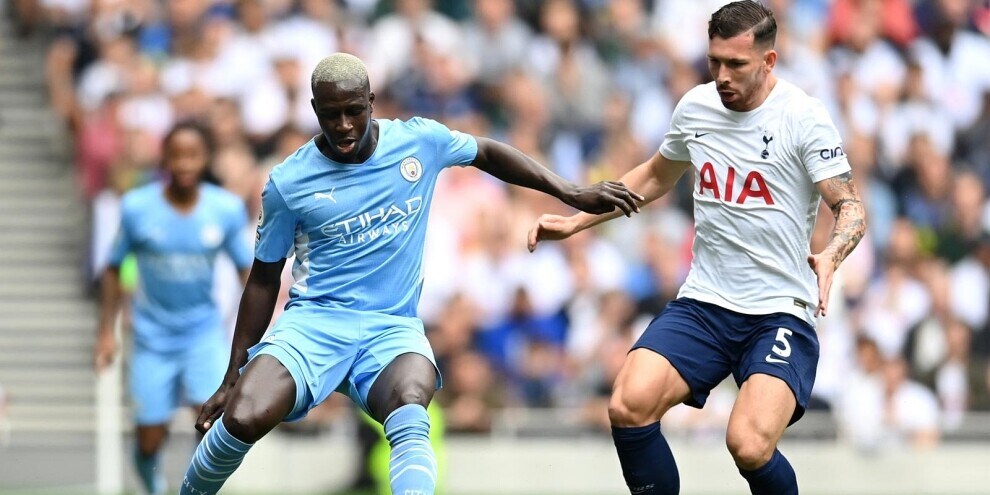 Manchester City, caos Mendy: sospeso dopo quattro accuse di stupro