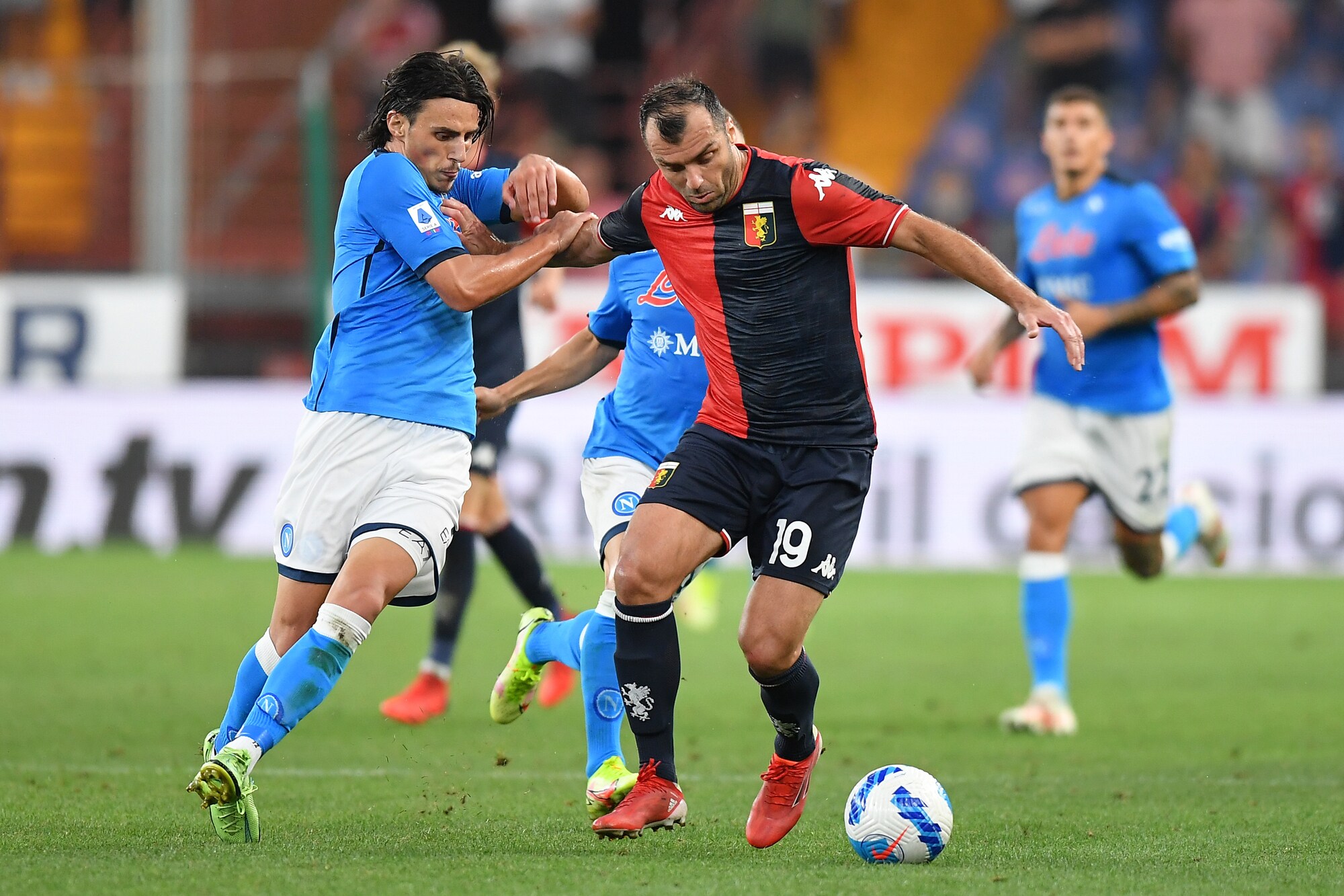 Napoli, l'ex arbitro Iannone: “Regolare il gol di Pandev“