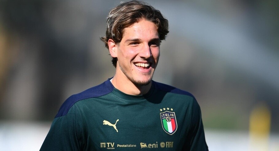 Zaniolo: “Mourinho? Spero porti tanti trofei alla Roma“