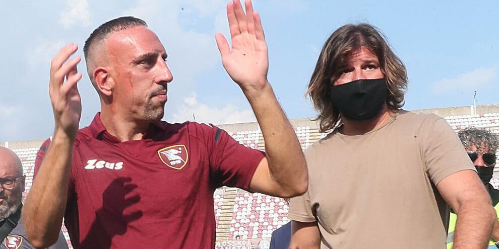 Salernitana in delirio per Ribery: l'abbraccio dell'Arechi