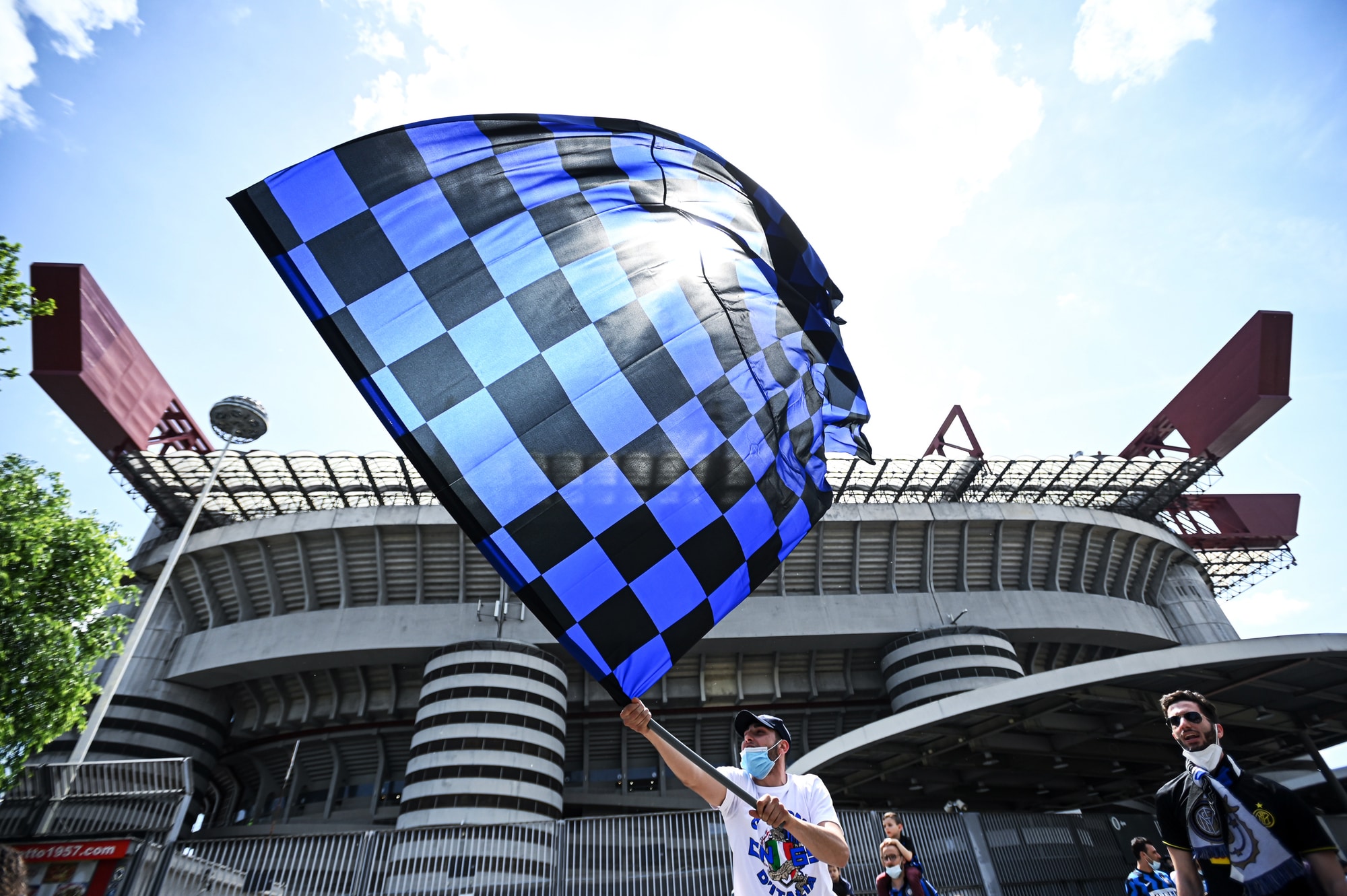 Inter, febbre Champions: aperto il terzo anello blu per la sfida con il Real