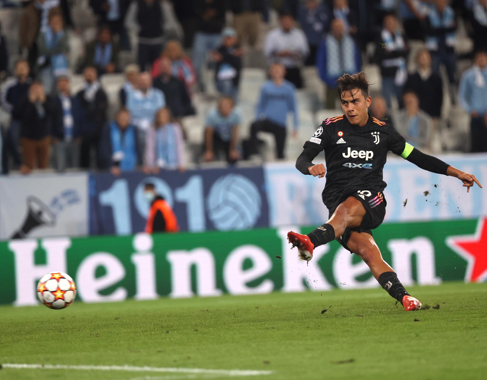 Juve, Dybala: “Rinnovo? Speriamo in un bel finale“