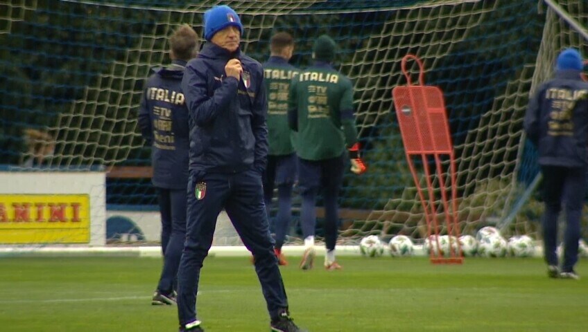 Allenamento per gli azzurri a Coverciano