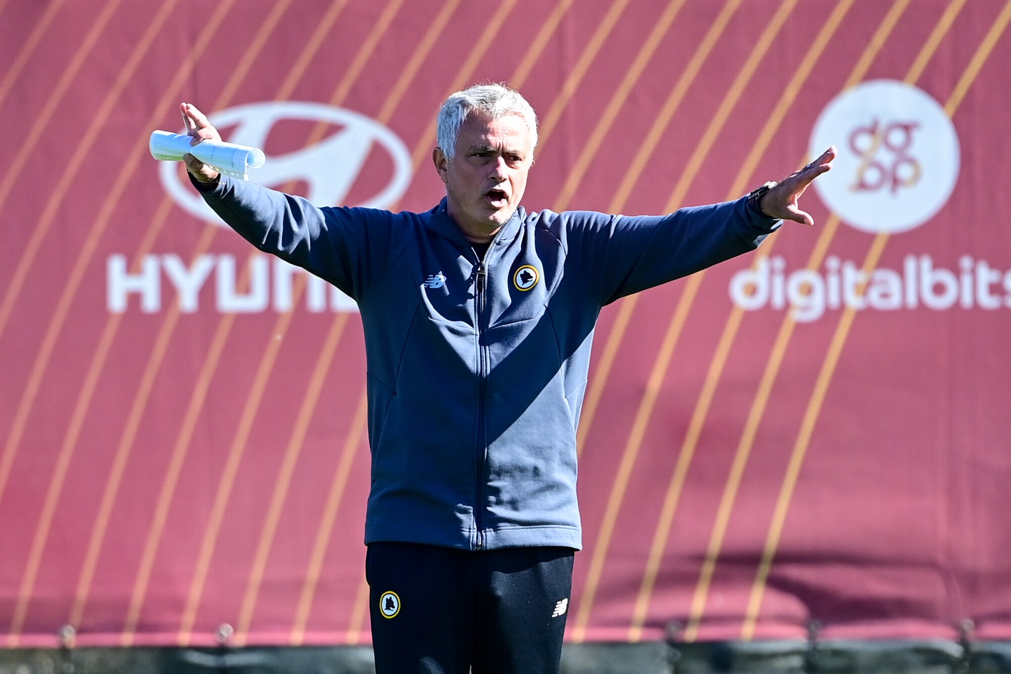 Roma, Amelia: “Mourinho è devastante, ti entra nella testa”
