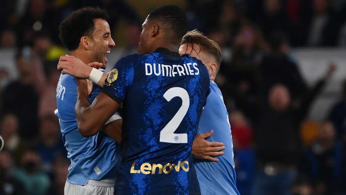 Lazio-Inter, rissa in campo al gol di Felipe Anderson!