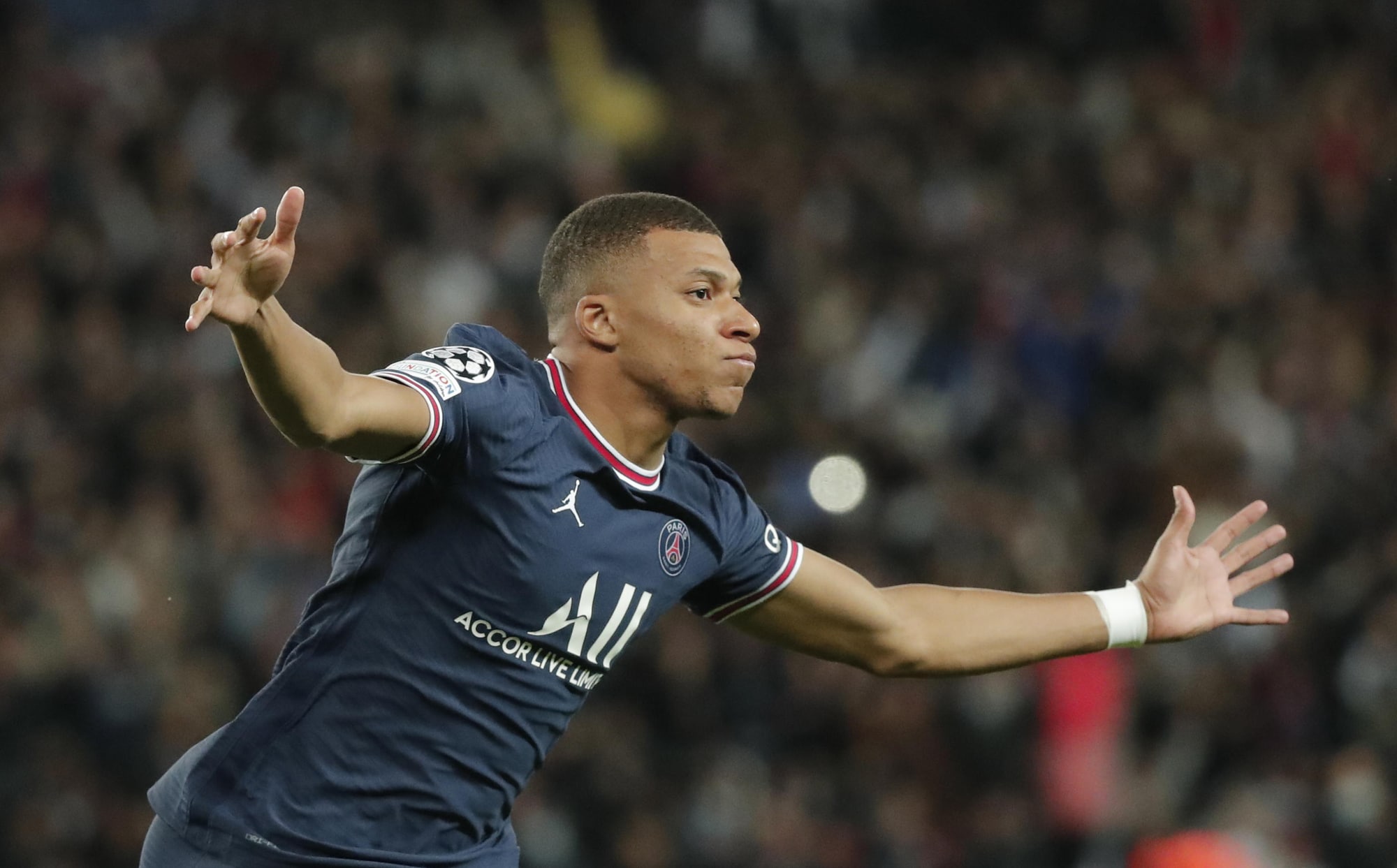 “Barcellona a sorpresa su Mbappé col bonus da 90 milioni di euro“