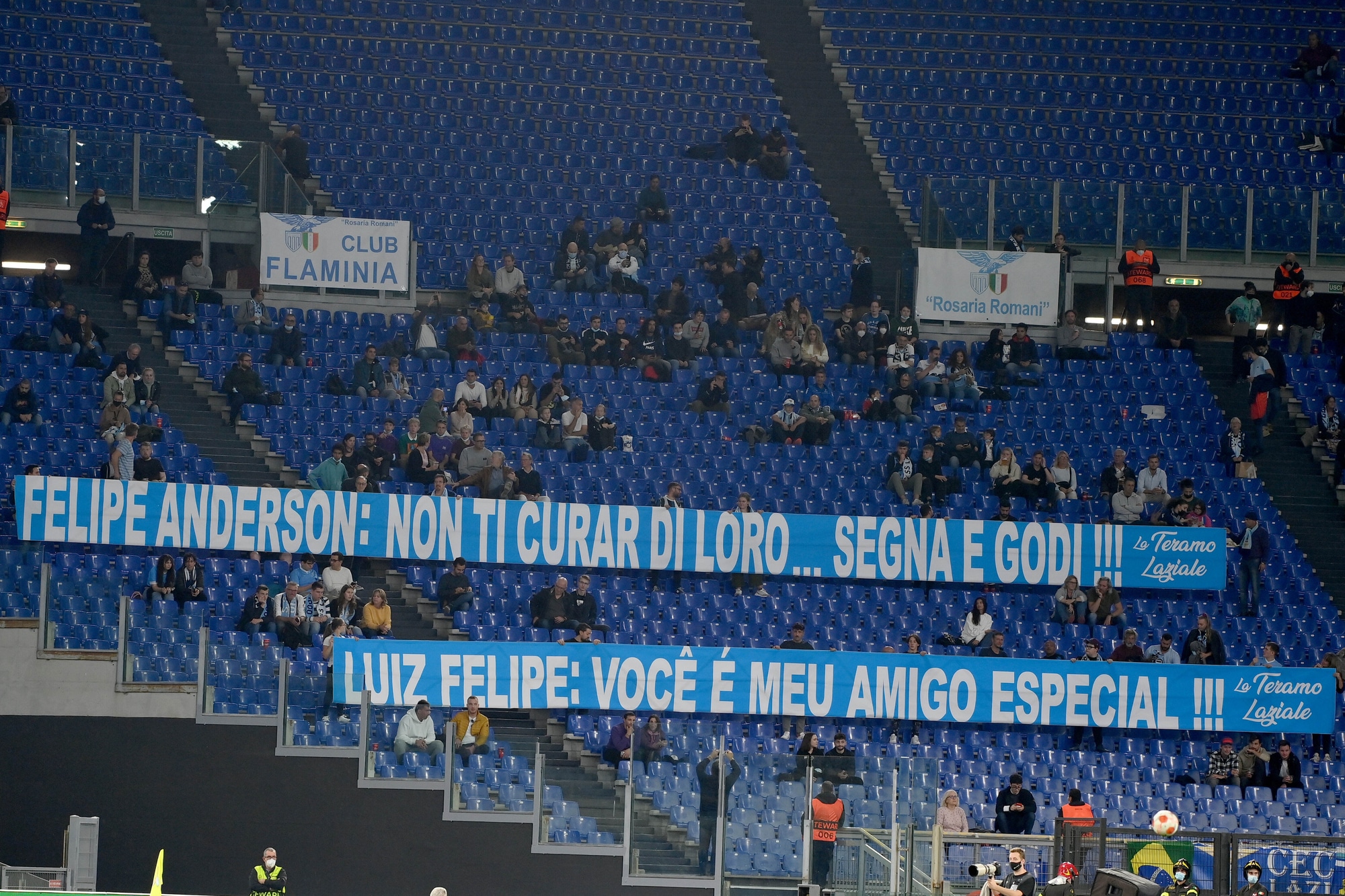 Lazio, striscioni per Felipe Anderson e Luiz Felipe