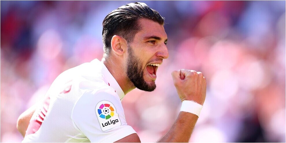 Liga, Siviglia show: 5-3 al Levante e primo posto in classifica