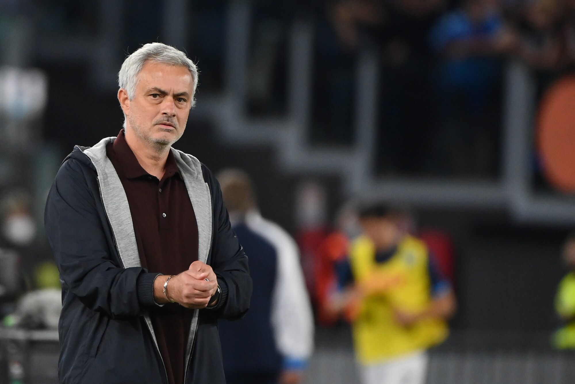 Roma, Mourinho: “Rosa da 14 giocatori, ma voglio recuperare gli esclusi”