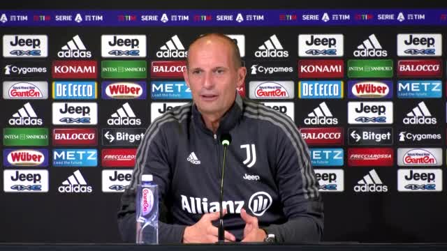 Allegri e i cambi: "Questi giovani non sono mica motorini..."