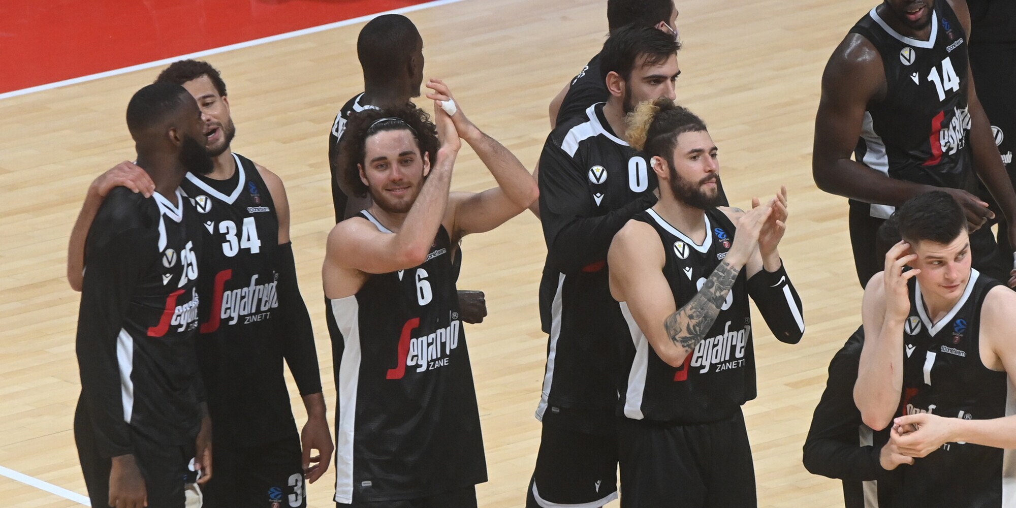 Eurocup, la Virtus Bologna vince ancora. Ko l'Aquila Trento