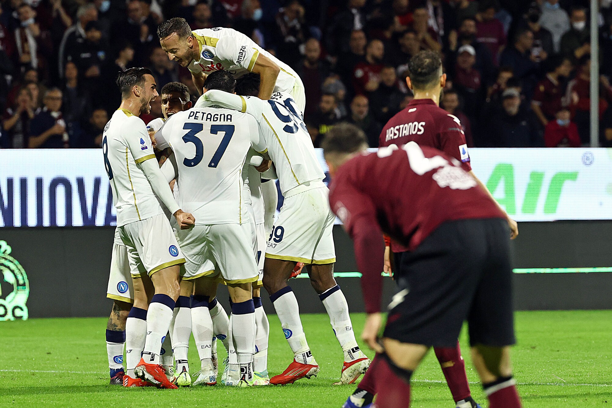 Salernitana-Napoli 0-1: decide Zielinski, decima vittoria per Spalletti