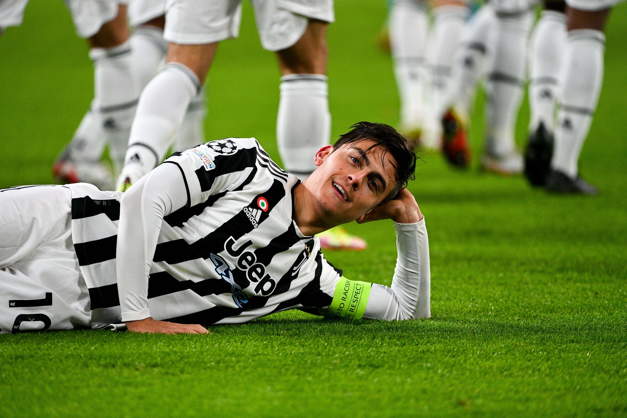 Dybala supera Platini e imita la mitica esultanza: “E' un mio idolo“