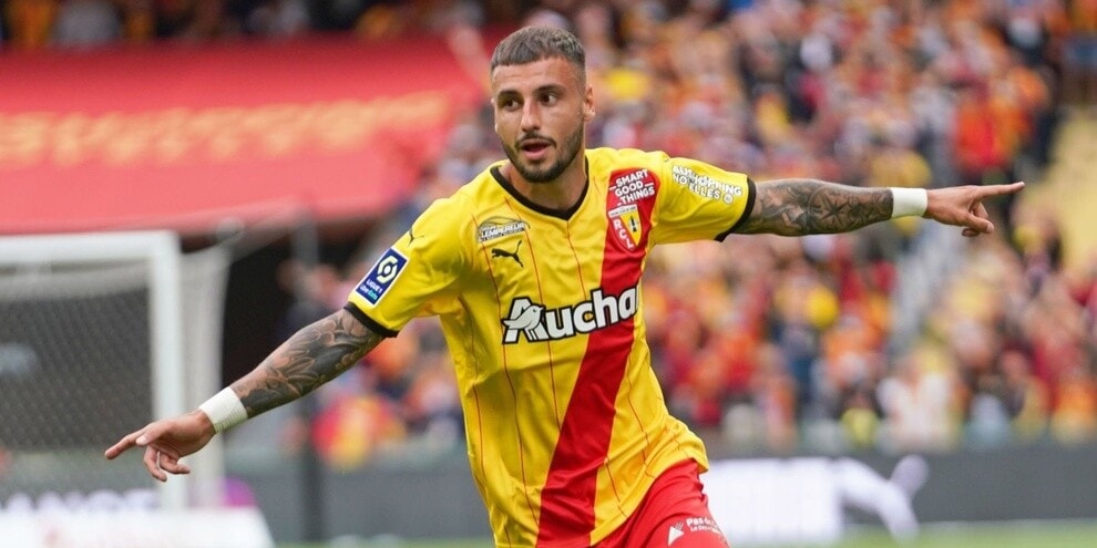 Il Lens travolge il Troyes di Rami e sale al 2° posto in Ligue 1