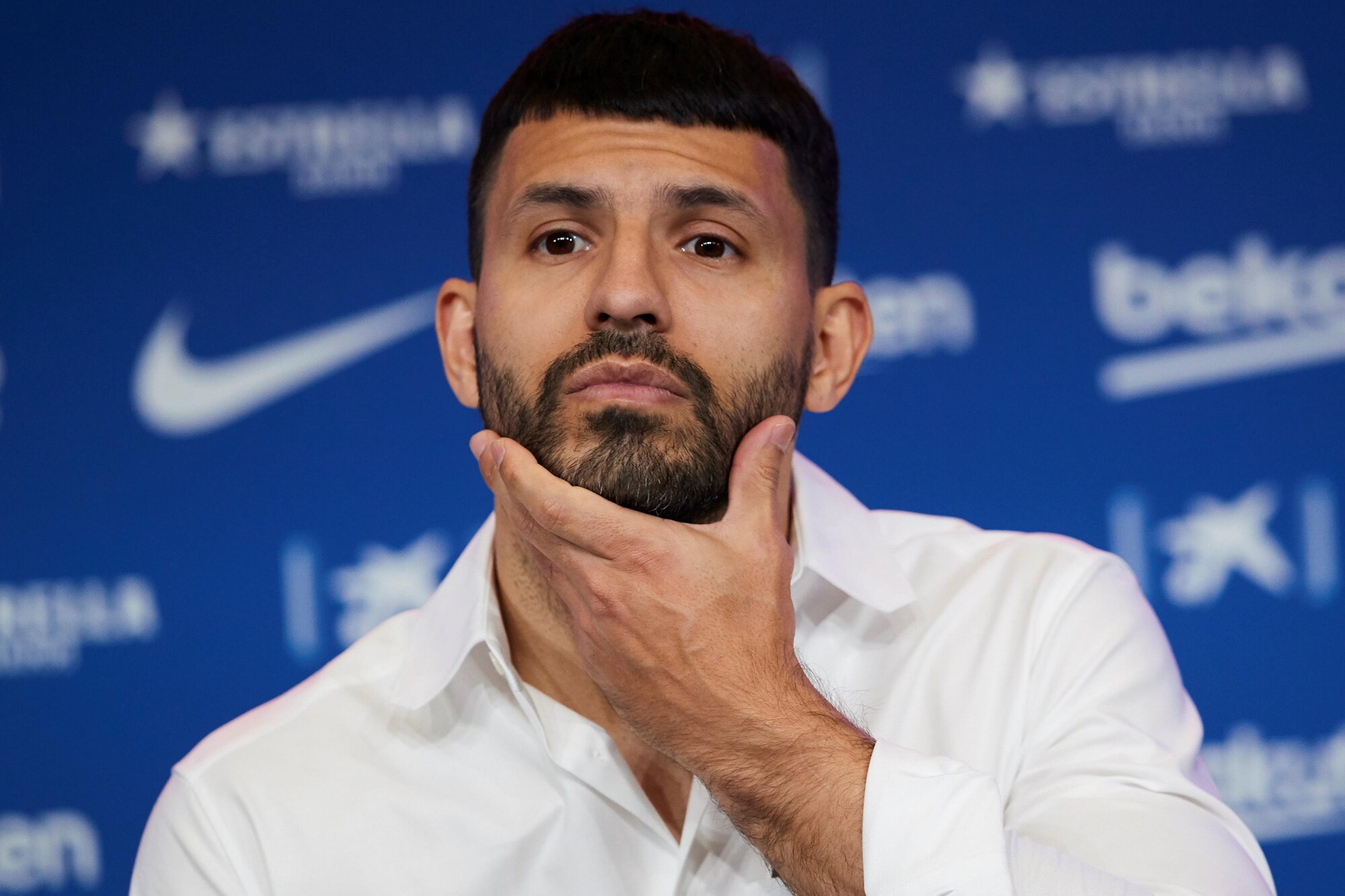 Barcellona, Aguero risponde alle voci sull'addio: “Resto ottimista“