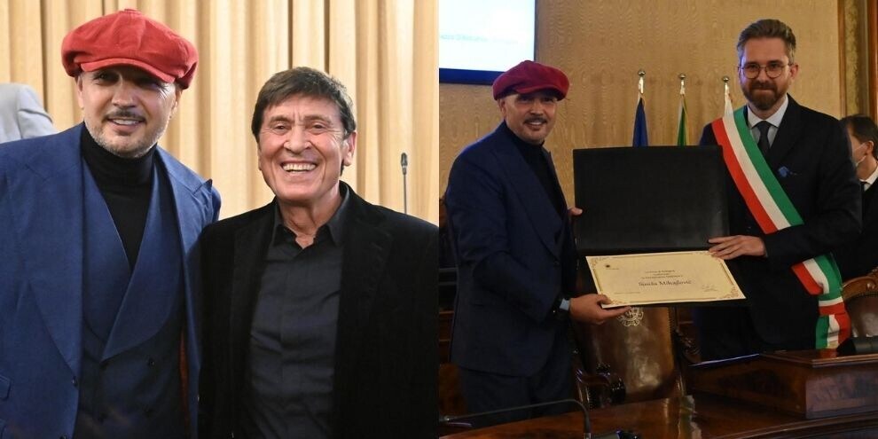 Bologna, Mihajlovic cittadino onorario: l'abbraccio con Gianni Morandi