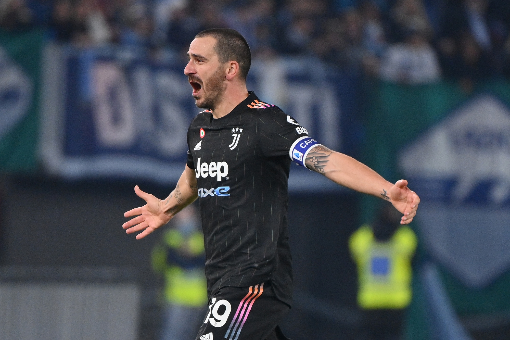 Lazio-Juve 0-2: Bonucci, doppietta di rigore e Sarri ko