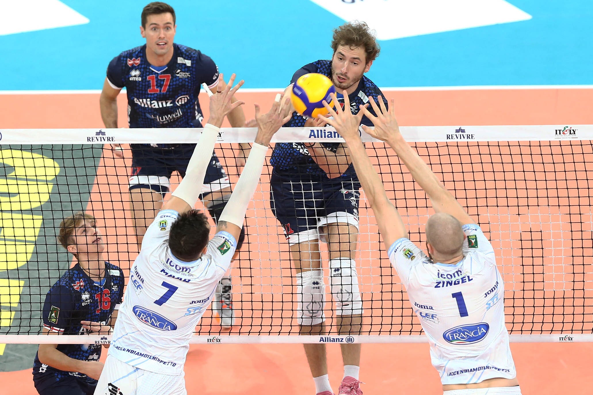 010157295 ea8f732e a487 49b7 af68 ec715d1f6d7e - Cisterna vince la a Milano la partita più lunga di sempre 010157295 ea8f732e a487 49b7 af68 ec715d1f6d7e - Cisterna vince la a Milano la partita più lunga di sempre