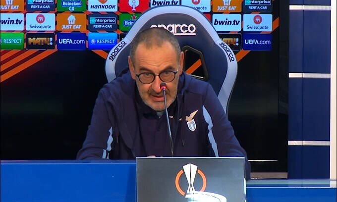 Sarri: "Pensiamo alla Lokomotiv. Se facciamo troppi calcoli.."